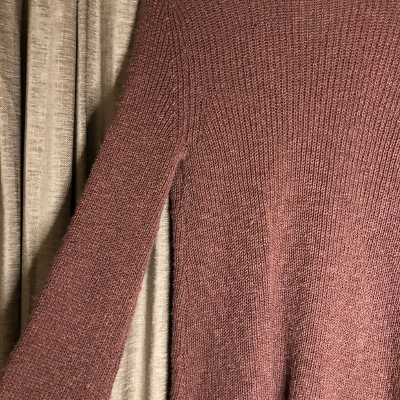 American Eagle Dusty Pink Lace Up Neckline Sweater - Picture 12 of 13